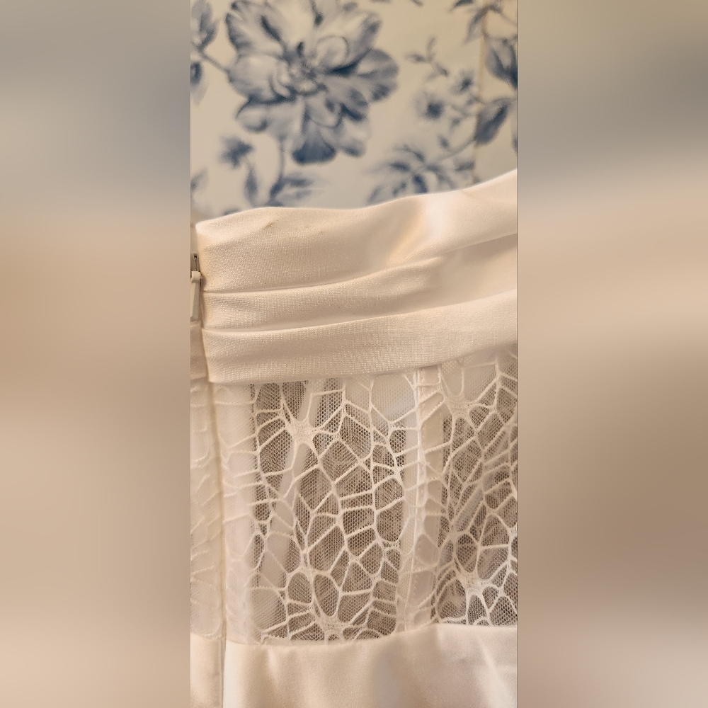 AW Bridal "AW Giona Wedding Dress," size 0 - Picture 12 of 12